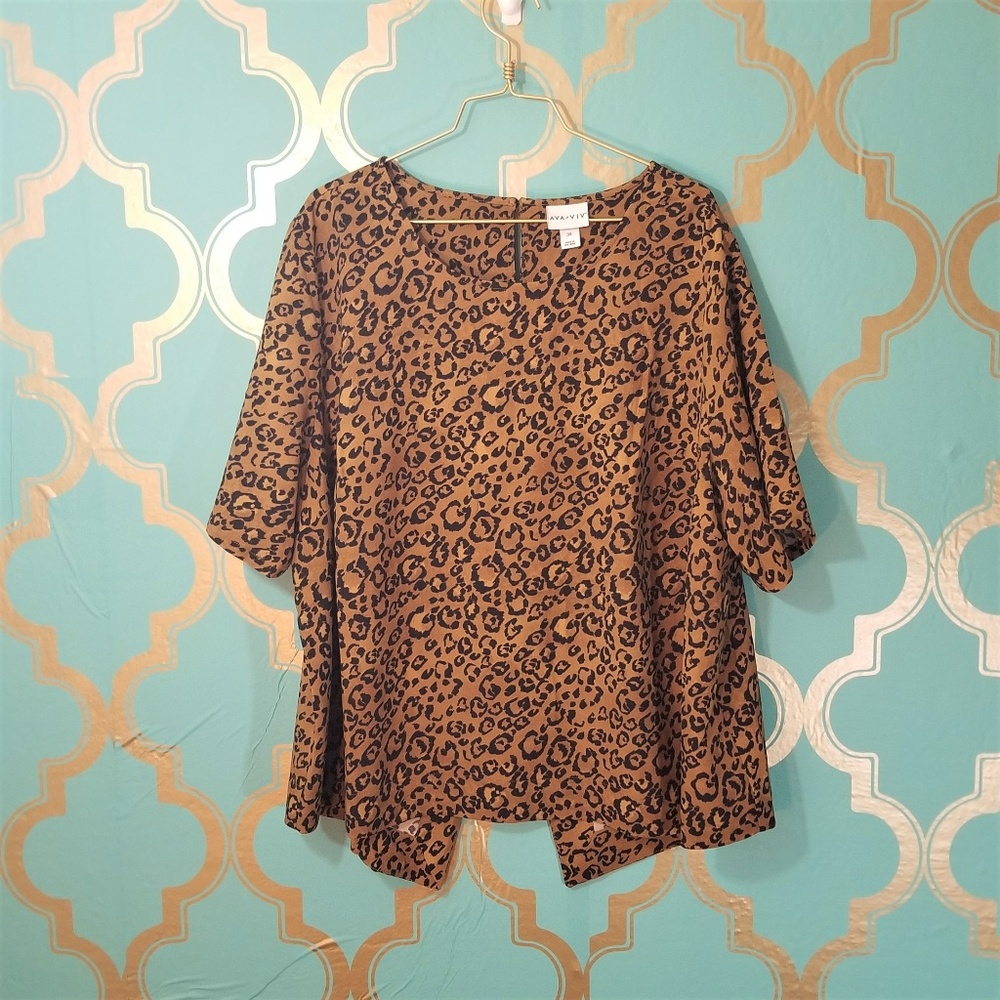 Ava and  Viv womens size 3x top